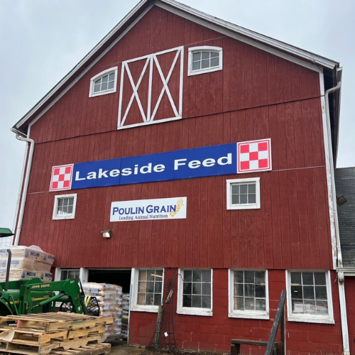 lakeside feed store photo